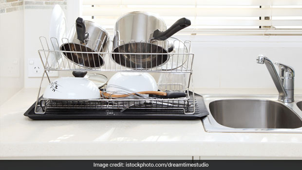 These 4 Utensil Organisers Will Help You Keep The Kitchen Neat And Clean
